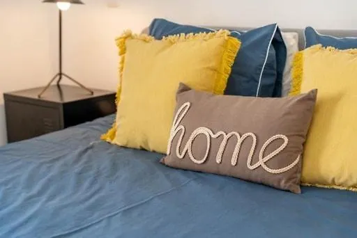 Charming 3 Level House In Center Great Balcony Views And Near Casa vacanze